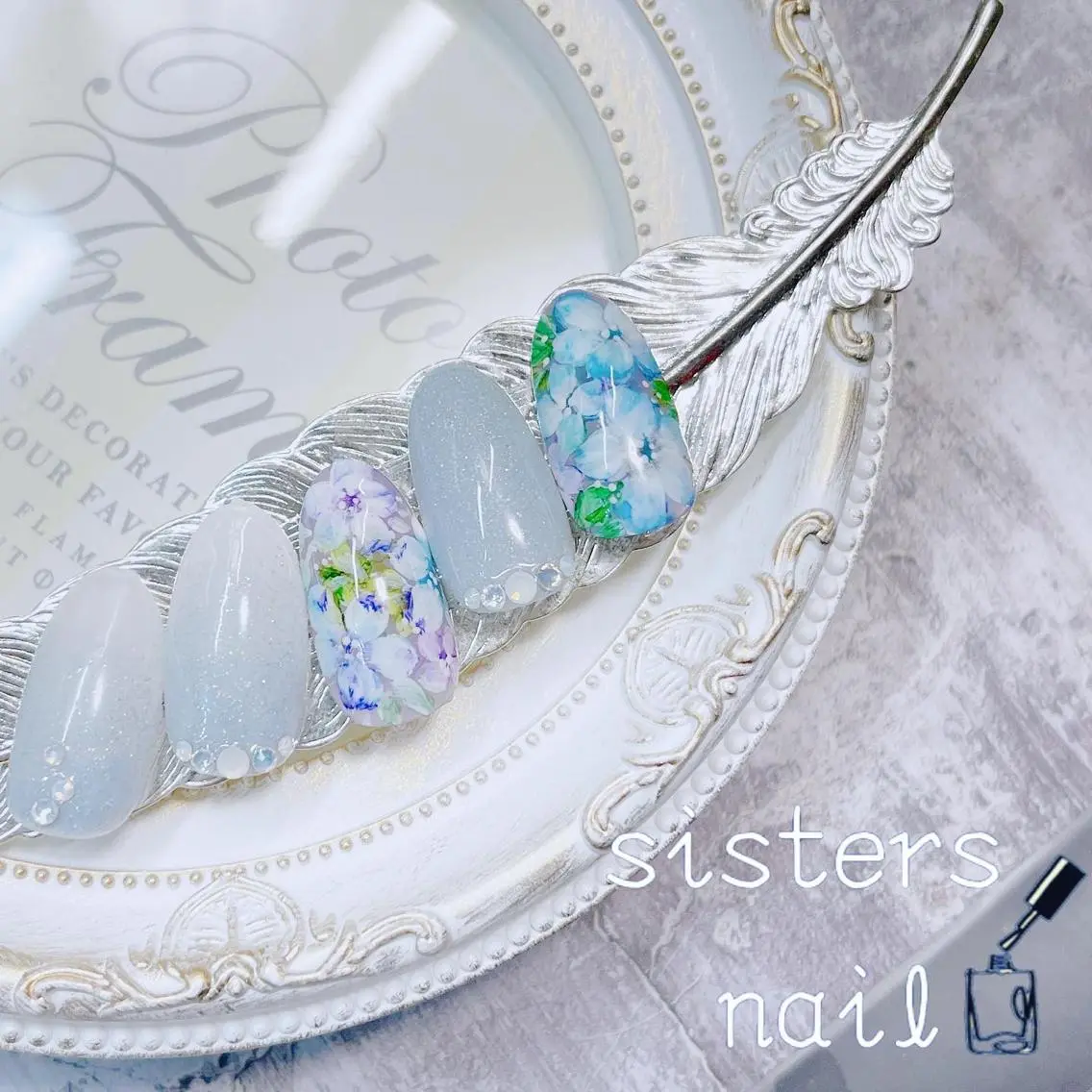 ネイル アートネイル ブルー フラワーネイル グラデーション ニュアンスネイル sisters nail.fのネイルデザイン