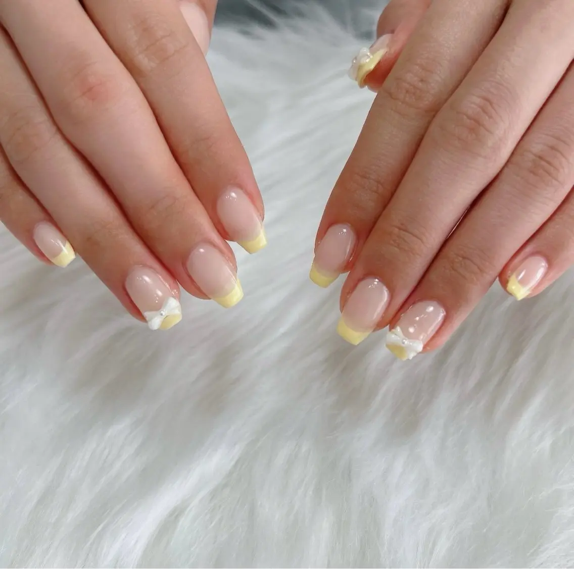 ネイル フレンチネイル 黄色 ハンドネイル Jadenail kokoroのネイルデザイン