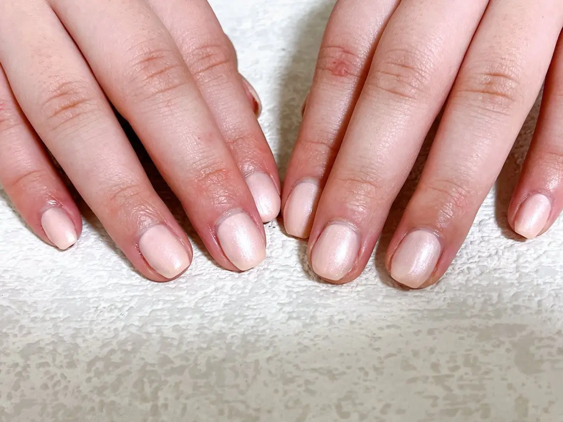 ネイル オーロラネイル フットネイル フレンチネイル ジェルネイル 韓国ネイル ハンドネイル mogunail &blowのネイルデザイン