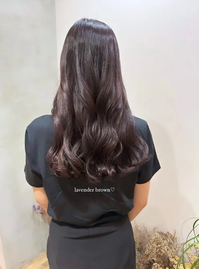 ロング カラー パーマ ヘアアレンジ ネイル マツエク・マツパ アイブロウ ブラウン トリートメント ヘッドスパ ヘアセット Himawari♡ 柔らかいカラーのヘアスタイル