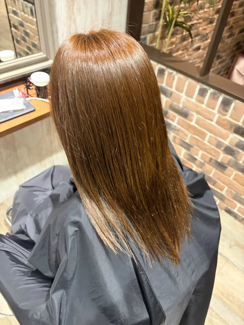 カラー ブラウンカラー のまだ しずくのヘアスタイル