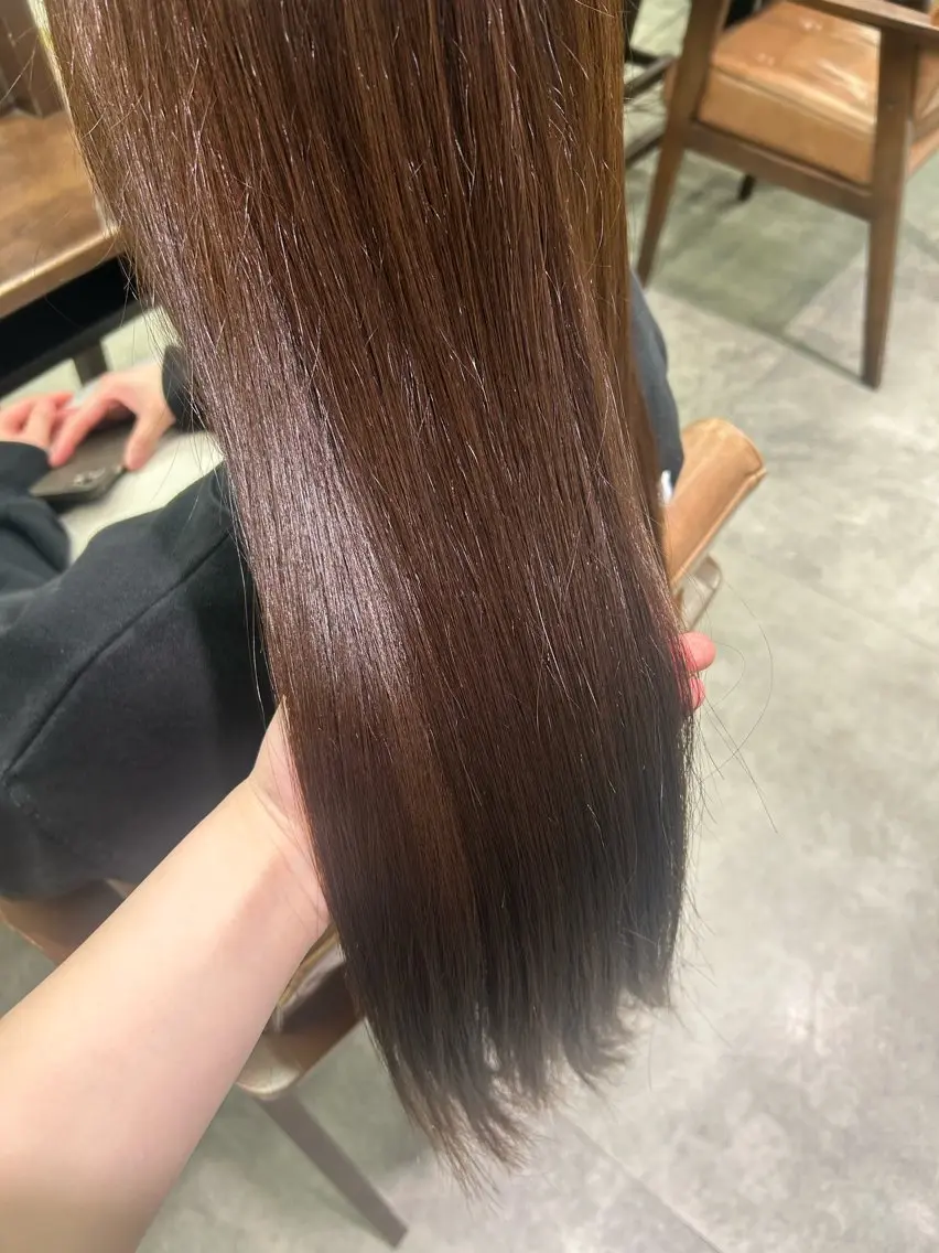 ロング トリートメント ここな Un amiのヘアスタイル