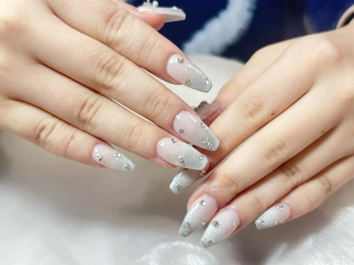 🦋チップ長さ出し10本❤️ ★ワンホンネイル★持ち込みもOKの写真