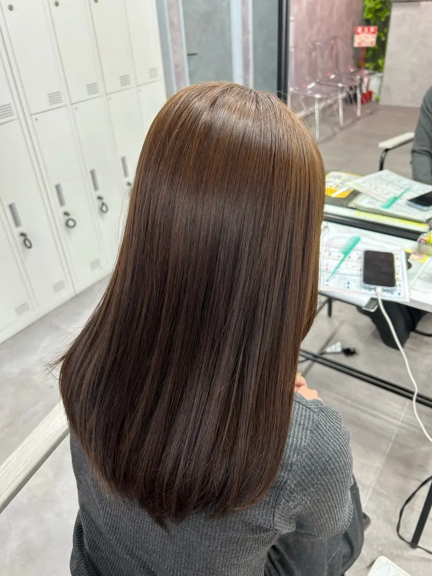 セミロング カラー ヘアカラー 🪞髪質改善カラー 🪞ちひろのヘアスタイル