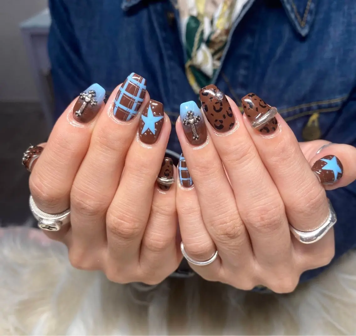 ネイル アニマル柄 長さ出し フレンチネイル ジェルネイル グラデーション ハンドネイル Nail&eye Belire 新宿のネイルデザイン