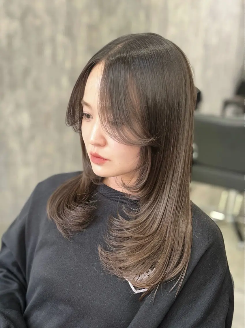 『🧵ミニモ限定🧵』顔周りカット+ケアカラー+クイックトリートメント🪡の写真