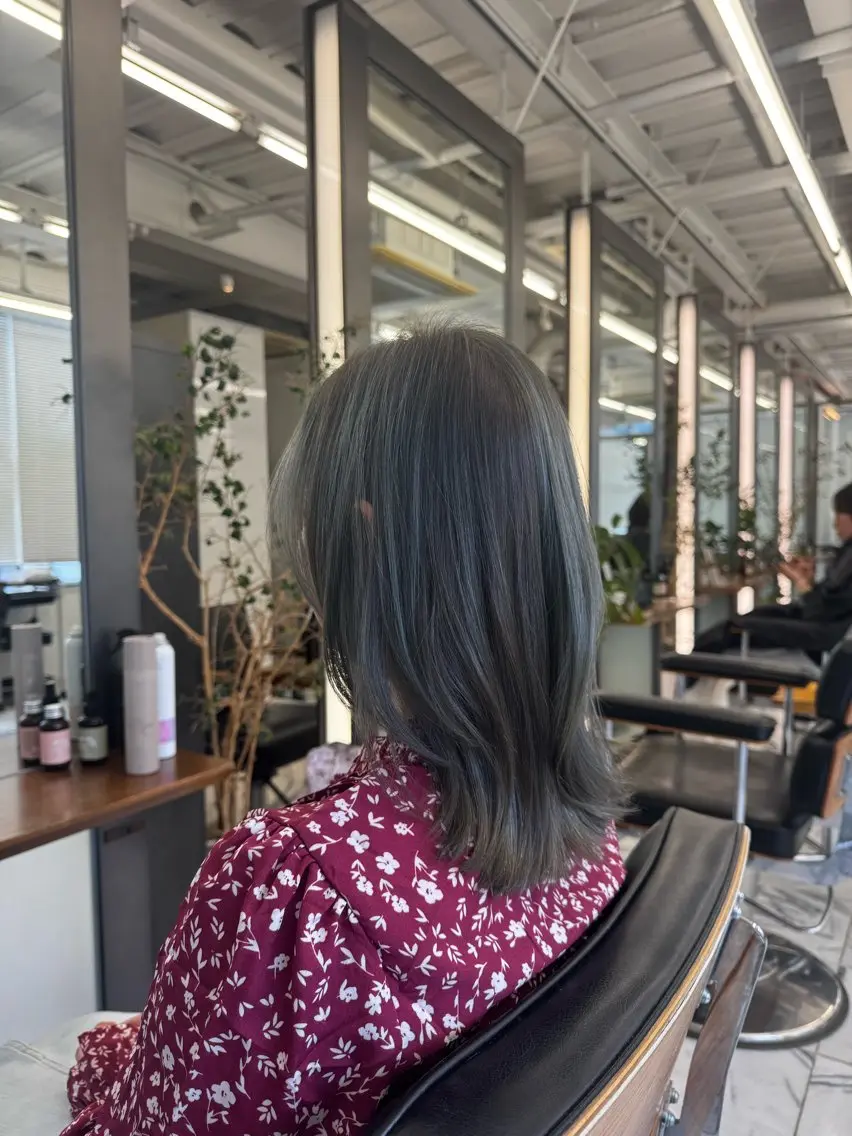 ミディアム カラー ブリーチ 透明感カラー ブリーチなしカラー ヘアカラー カラーモデル募集 三浦真理恵のヘアスタイル