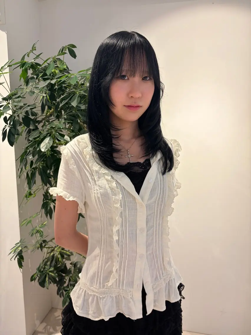 セミロング レイヤーカット 光岡 玲遠のヘアスタイル