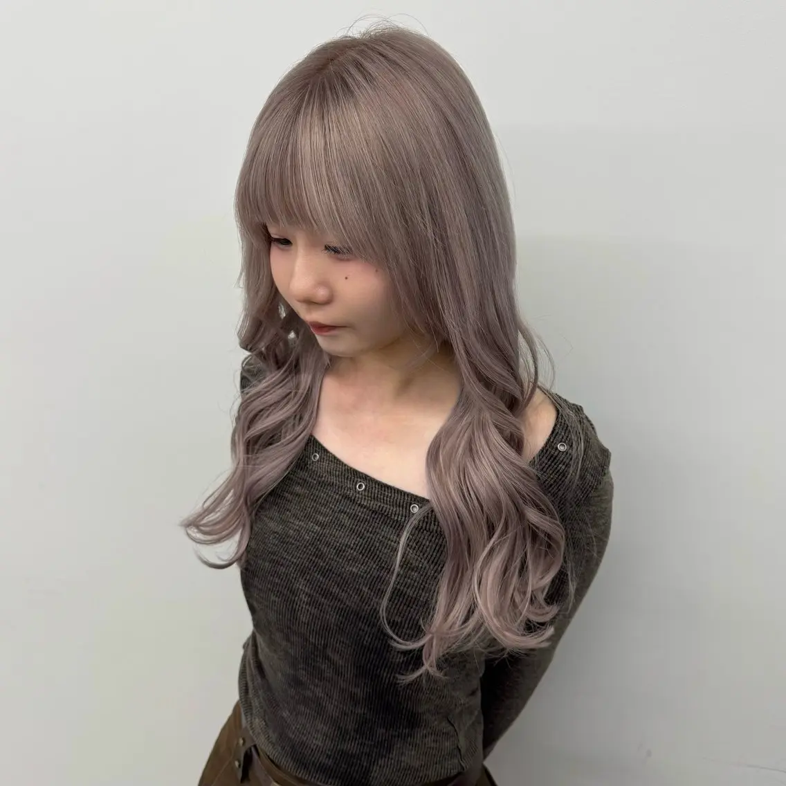 ロング カラー ブリーチ グレージュ ボブ エクステ ヘアカラー エクステ ベージュ/エクステ /職人/KENTAのヘアスタイル