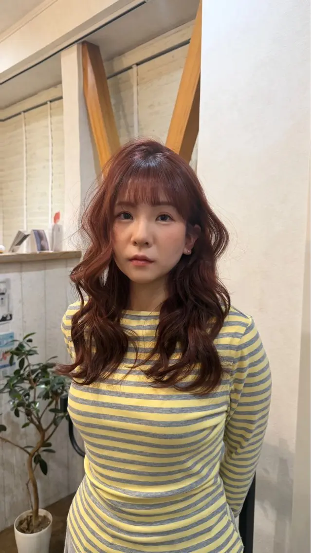 セミロング カット ヘアカラー 松本 羅華のヘアスタイル