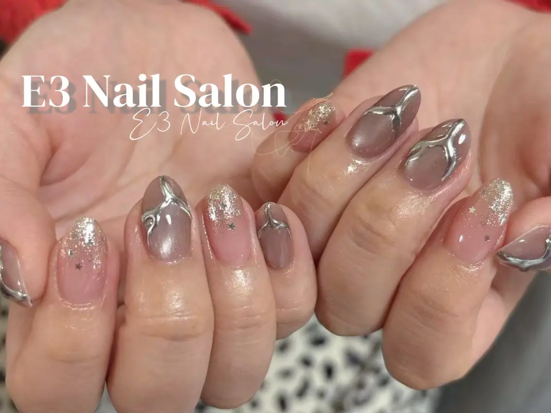 ネイル 桜ネイル フレンチネイル ジェルネイル ガラスフレンチ グラデーション ハンドネイル E3 Nail Salonのネイルデザイン