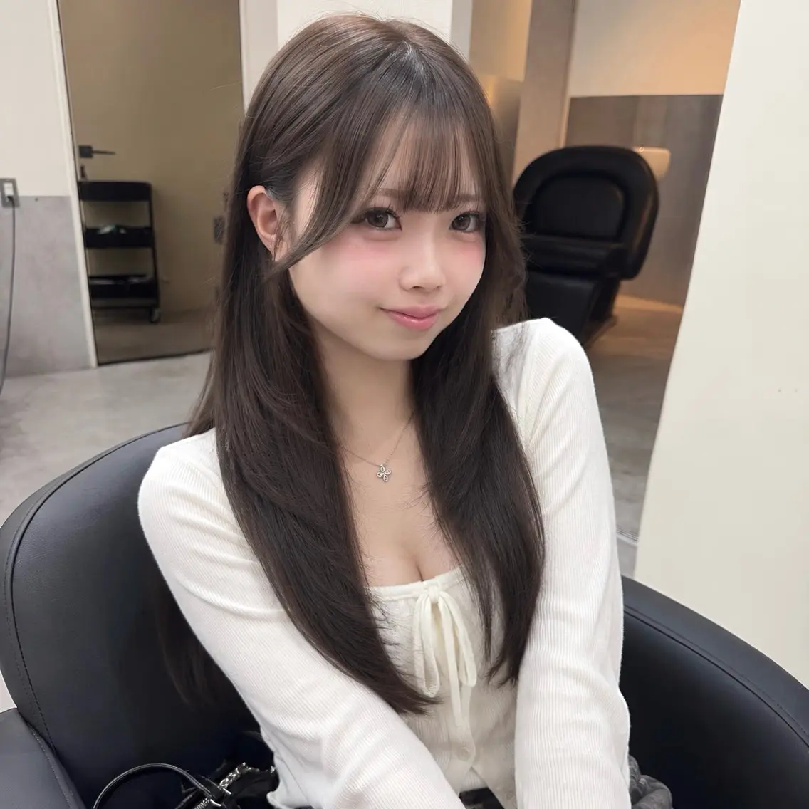 ロング カラー カット ヘアカラー トリートメント 🎀レイヤー×透明感 ×髪質改善🎀米田のヘアスタイル