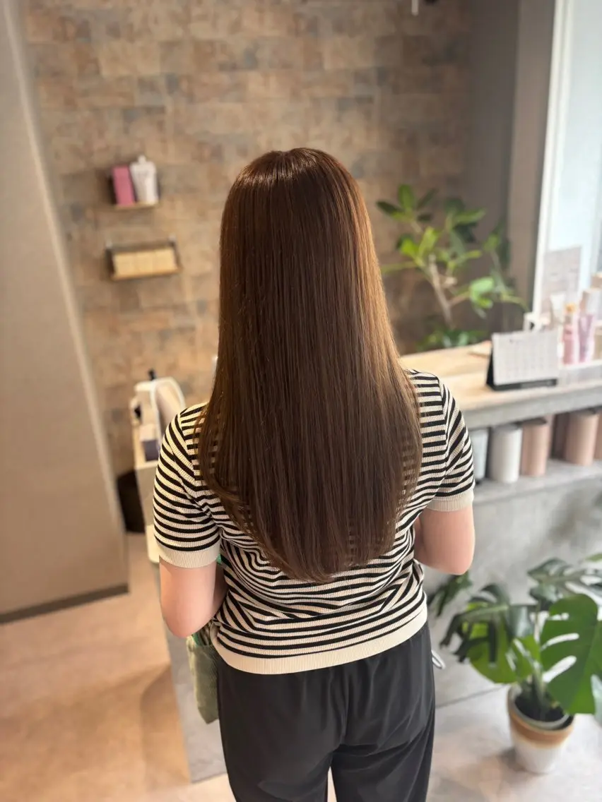 ロング カラー 加藤 藍のヘアスタイル