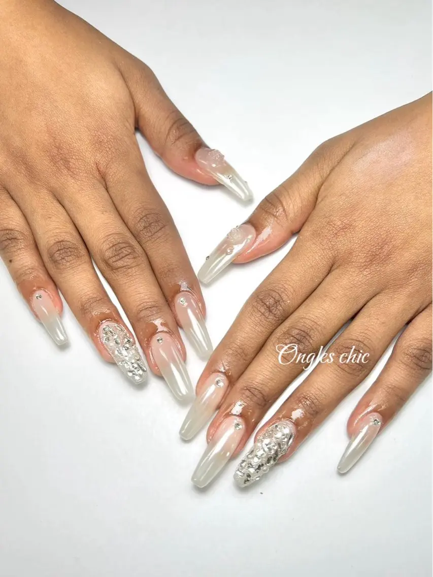 ネイル ハンドネイル ongles chicのネイルデザイン