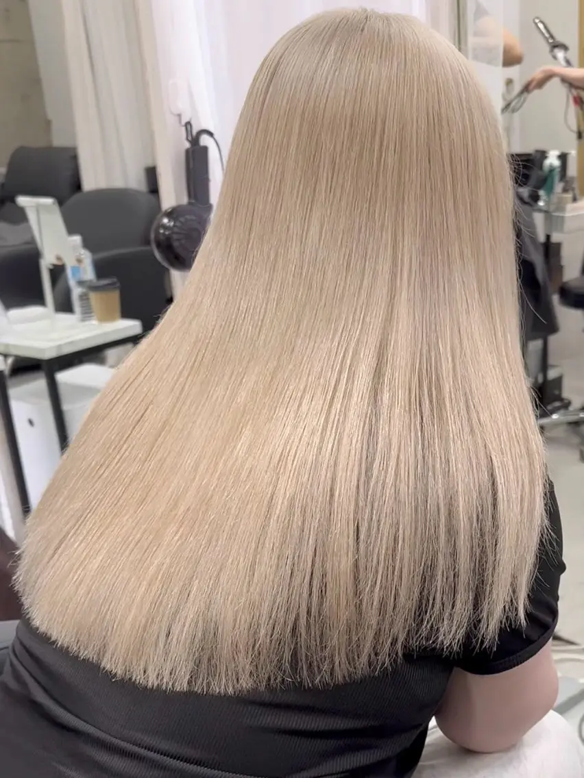 ロング カラー ブリーチ ブロンド ダブルカラー ハイライトカラー ハイトーンカラー ヘアカラー トリートメント XELM/RUI /高崎/ブリーチ/のヘアスタイル