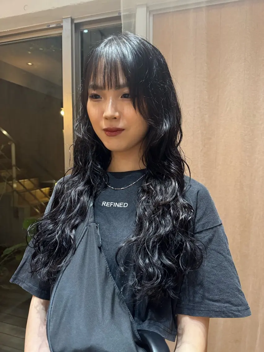 ロング カット パーマ 大人可愛い♡コテ巻き パーマ🌼杉田 萌恵のヘアスタイル