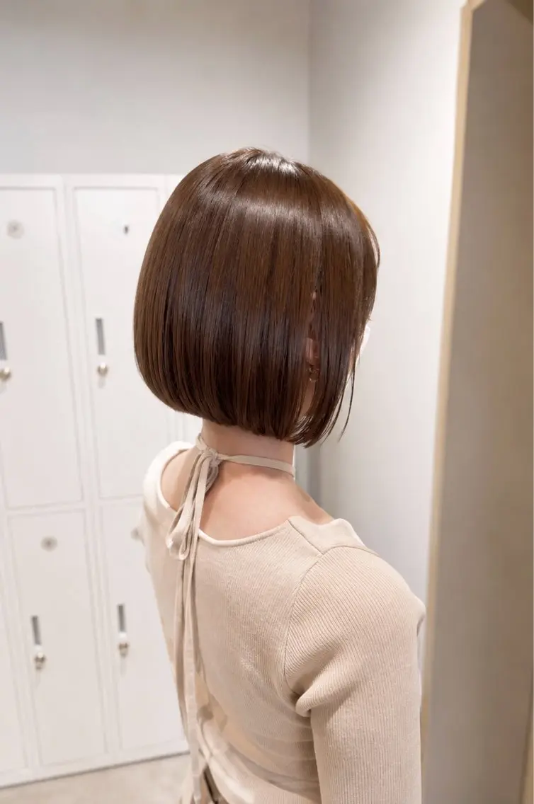 ショート ボブレイヤー ボブ レイヤーカット ウルフカット 𝐜𝐨𝐚 𝐦𝐨𝐦𝐨𝐞のヘアスタイル