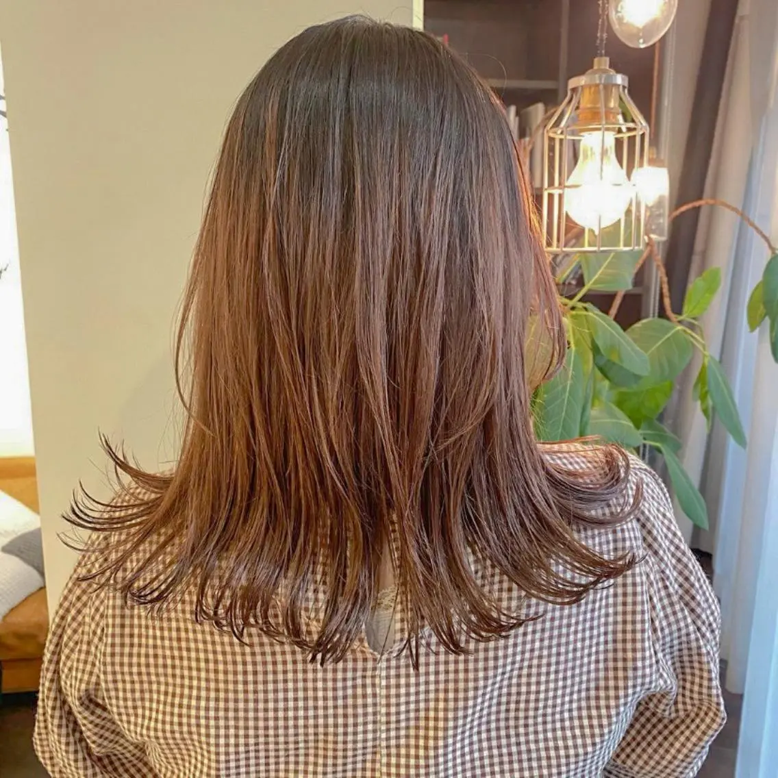 ミディアム レイヤーカット カット ヘアカラー 🌈ケアブリーチ🌈 おぐまなつきのヘアスタイル