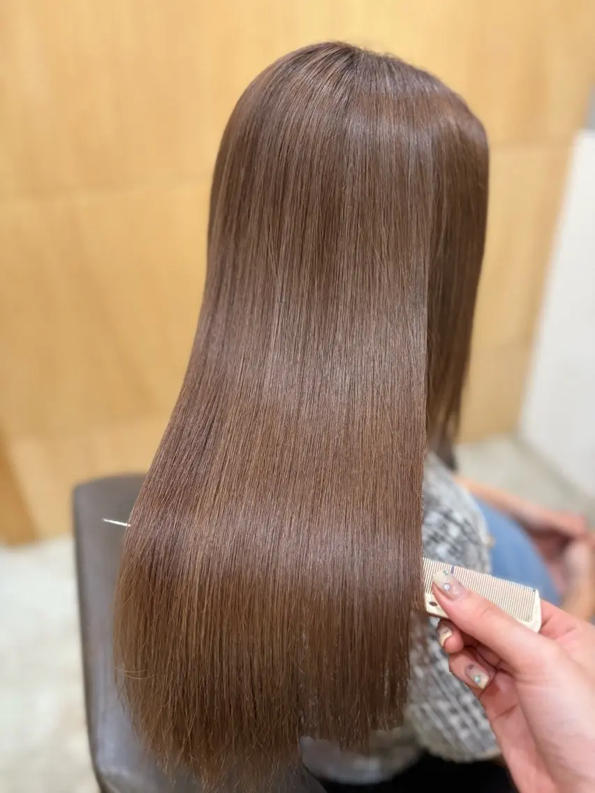 ミディアム ヘアカラー トリートメント miloc MOMOKAのヘアスタイル