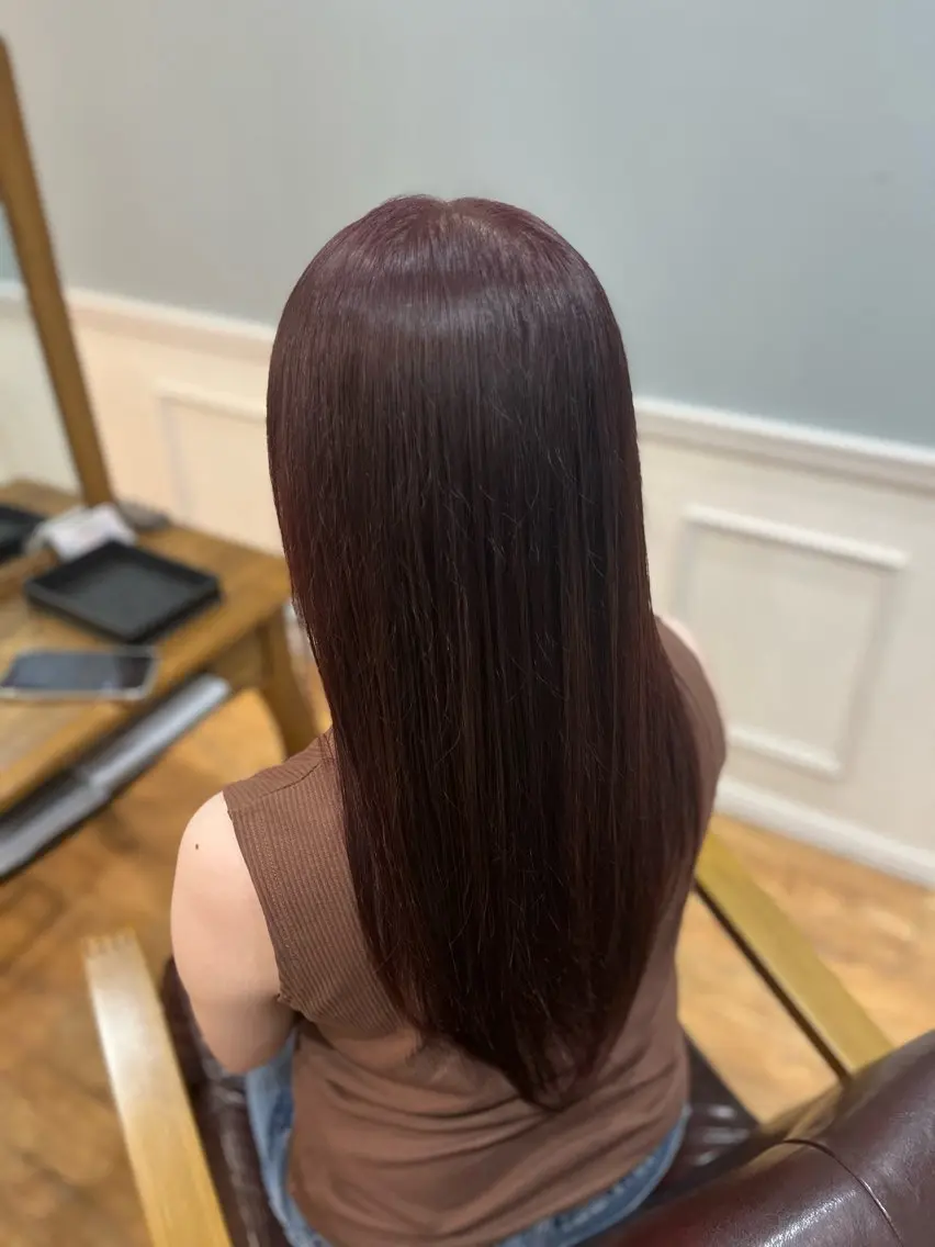 カラー ヘアカラー 小磯 美輝のヘアスタイル