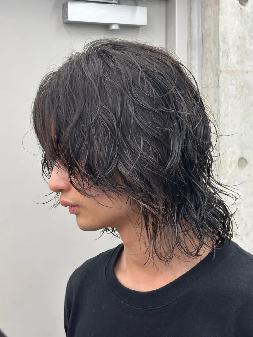 ミディアム パーマ メンズ 山田 実来のヘアスタイル