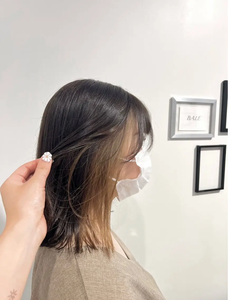 ミディアム カラー ベージュカラー ヘアカラー 新井 友菜のヘアスタイル