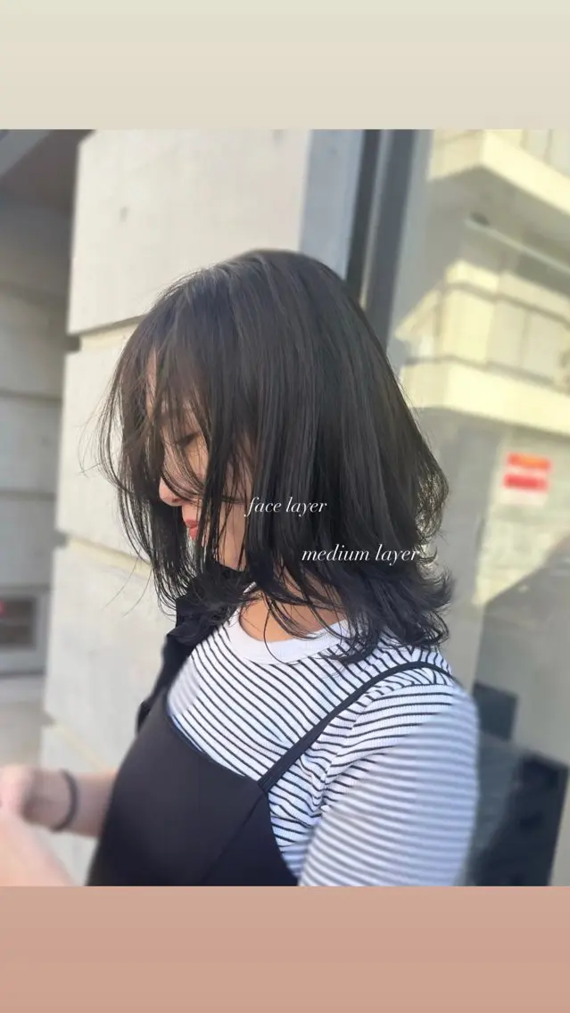 ミディアム 顔まわりレイヤー レイヤーカット Miku🪄💫 フェイスレイヤーのヘアスタイル