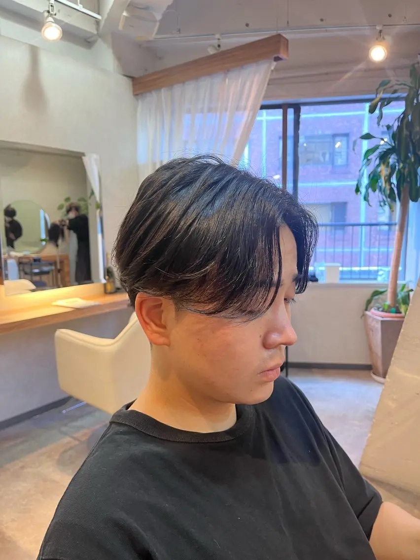 ショート メンズ メンズバレイヤージュ メンズブリーチ メンズハイライト メンズインナーカラー メンズ韓国風 韓国風メンズヘア 渋谷 🦢Yuiのヘアスタイル