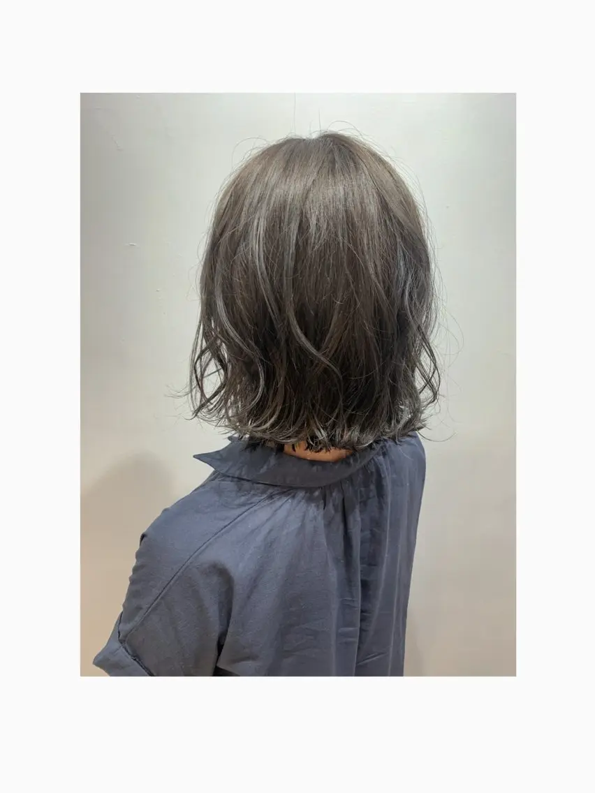 ミディアム 切りっぱなしボブ ボブ カット ヘアカラー トリートメント n1/4個室サロン/ 白髪ぼかし/MAMIのヘアスタイル