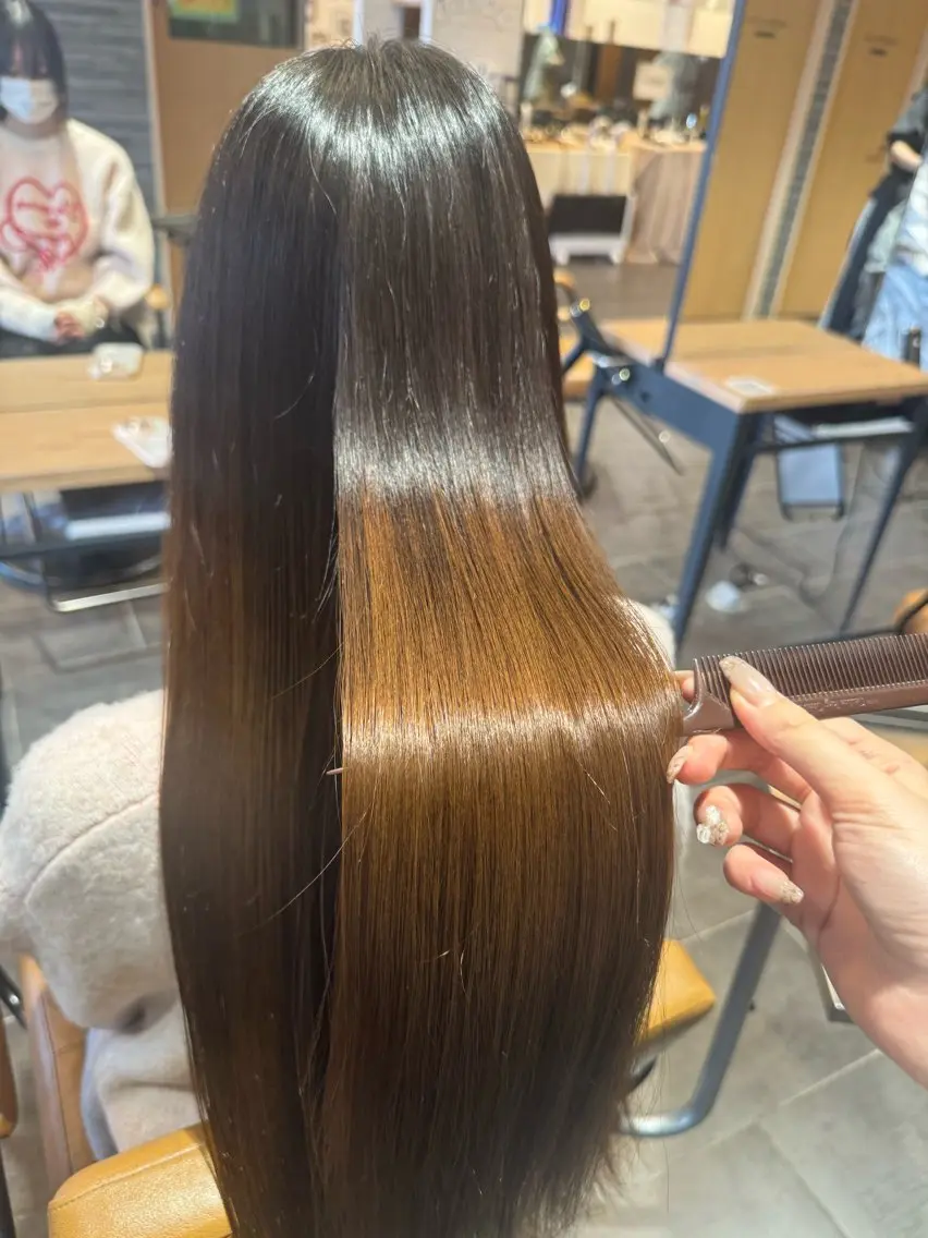 ロング カット 縮毛矯正 松下 紗季のヘアスタイル