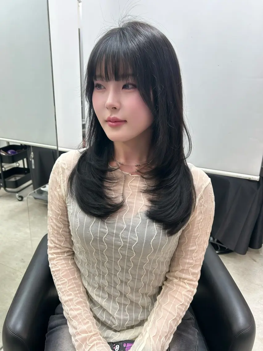 セミロング ケアカラー くびれヘア 髪質改善 韓国風ヘア レイヤーカット カット 韓国ヘア/レイヤー Lily Wongのヘアスタイル