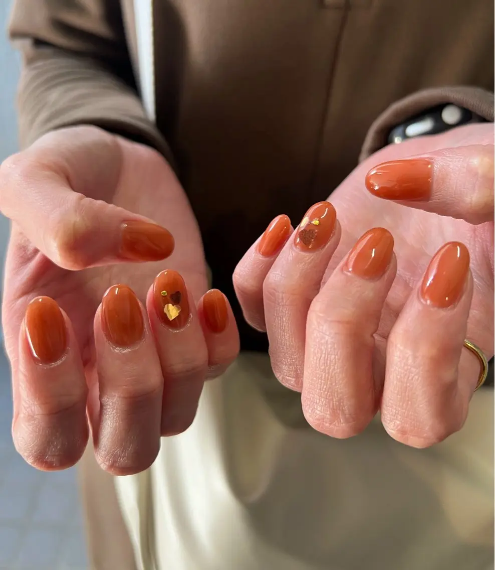 ネイル アートネイル ワンカラーネイル オレンジ ハンドネイル ヘアメイクネイリスト hidemi中目黒のヘアスタイル