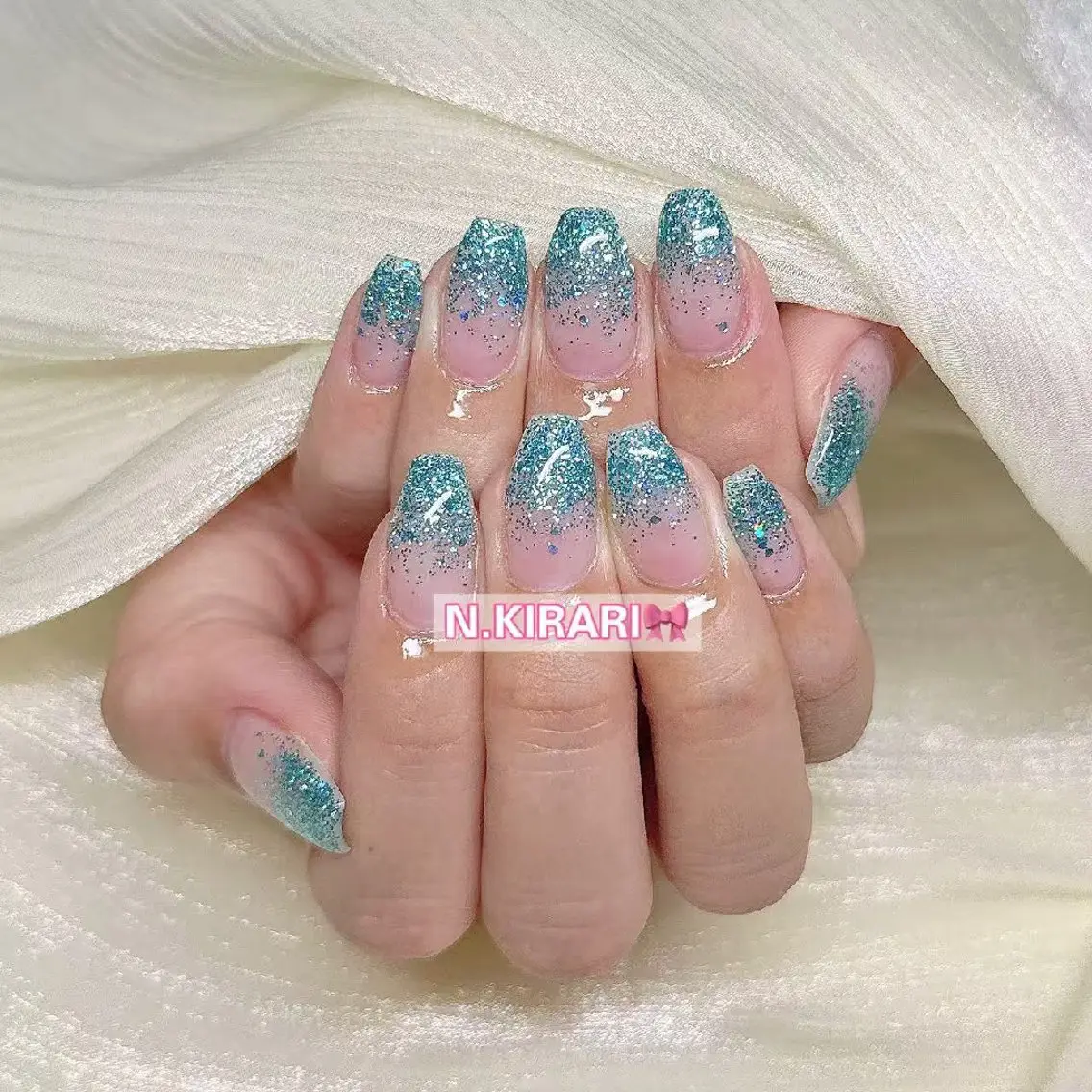 🌸🌸ハンドワンカラーorラメグラ(カラー2個まで)🌸🌸オフ+500円の写真