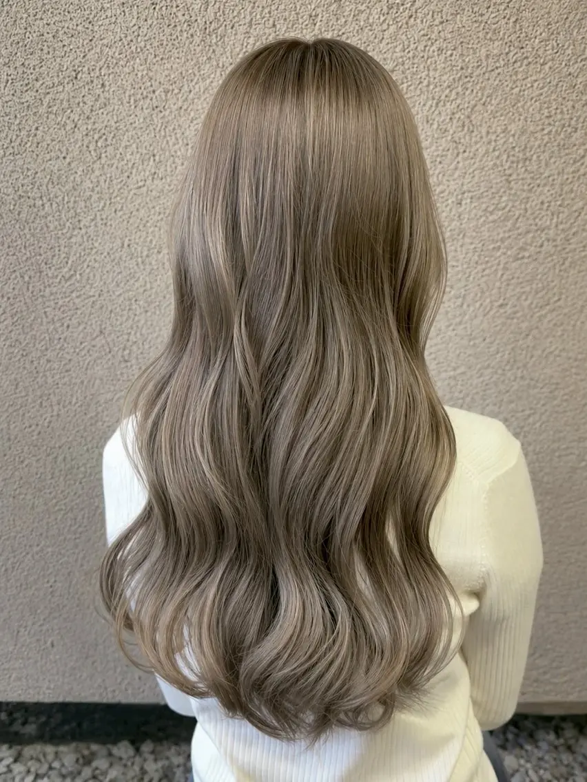ロング カラー ベージュカラー ブリーチ 縮毛矯正 Saraju 仁川店 SHIORI ♥のヘアスタイル