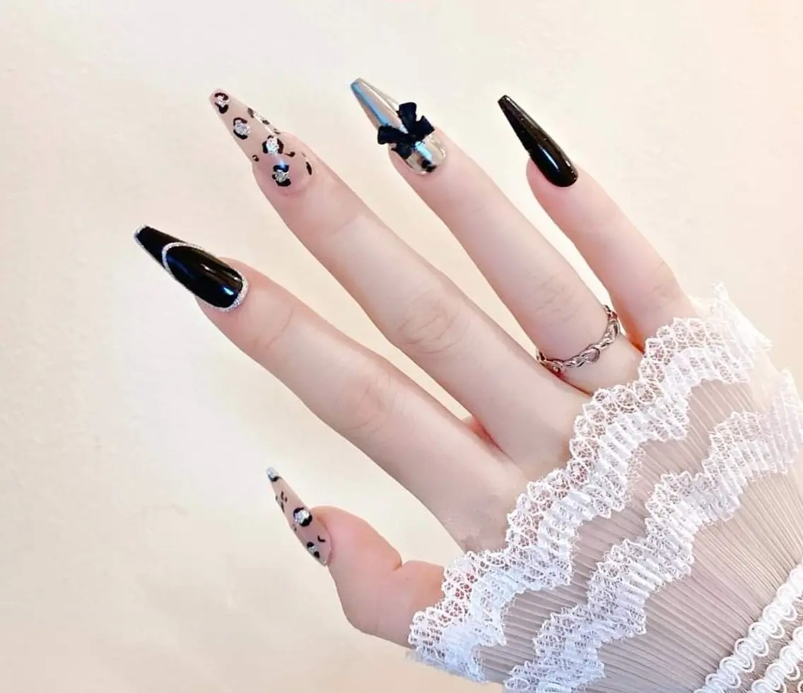 ネイル チークネイル フットネイル フレンチネイル グラデーション 韓国ネイル Ribbonnail salonのネイルデザイン