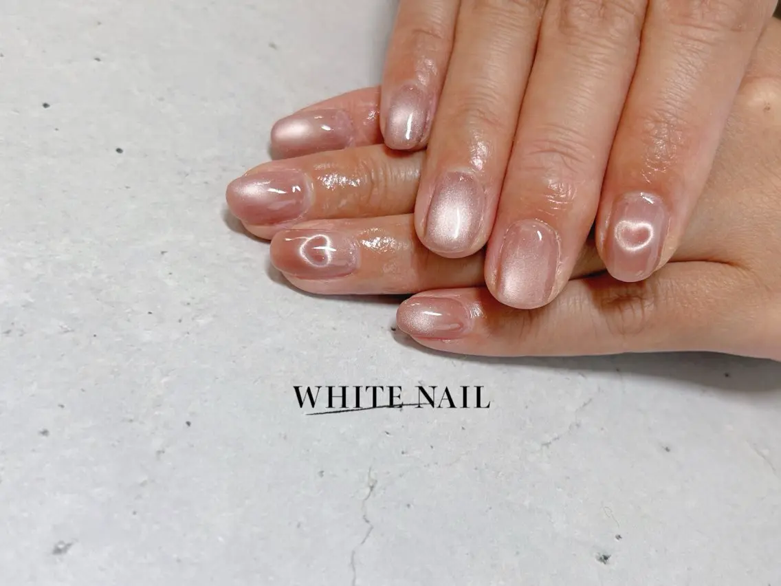 ネイル マグネットネイル ハンドネイル WHITE NAIL ホワイトネイルのネイルデザイン