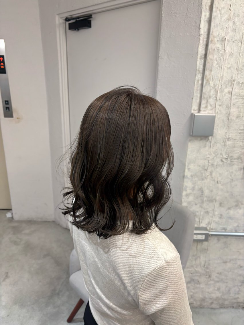 ミディアム カラー ヘアカラー real yumeka🪄✨のヘアスタイル