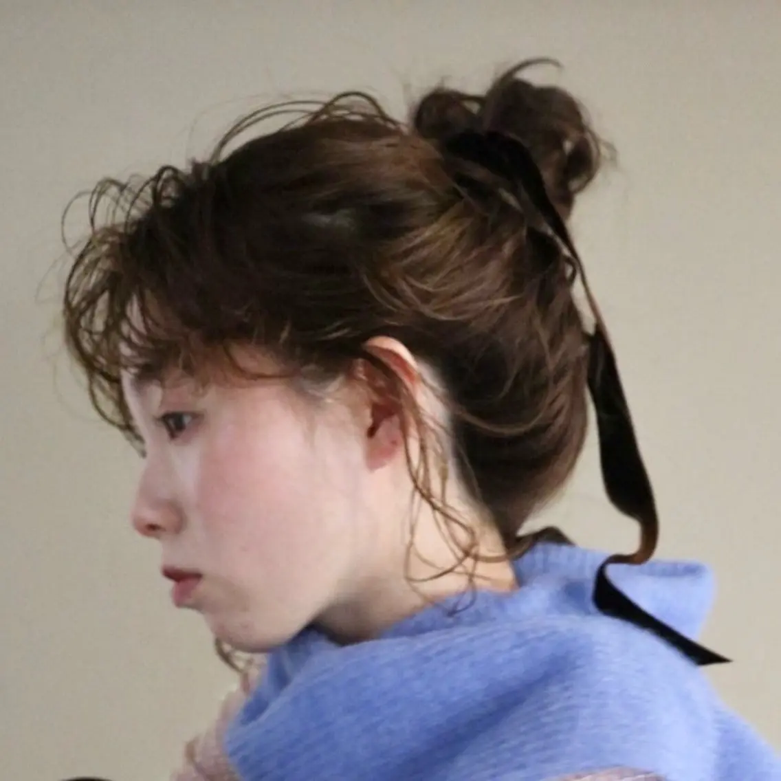 ロング ヘアアレンジ お団子ヘア 顔周りカット 伊藤朱音/栄/ レイヤーカットのヘアスタイル