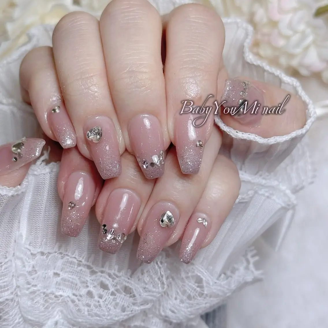 ネイル オーロラネイル チークネイル 成人式 フットネイル フレンチネイル ハンドネイル BabyYouMi nailのネイルデザイン