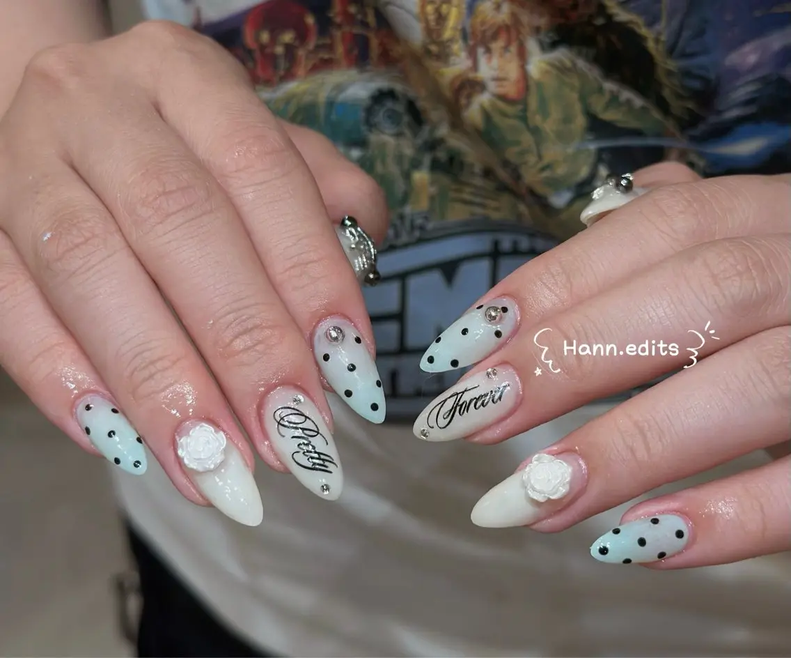 ミディアム ハンドネイル ハンドケア Hi beauty 渋谷のネイルデザイン