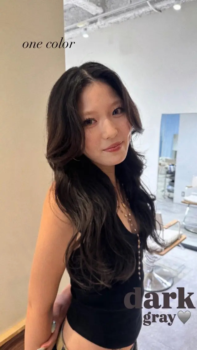 セミロング 芝 﨑のヘアスタイル