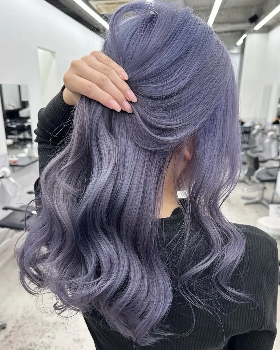 ロング カラー ヘアアレンジ ベージュカラー ブリーチ 抜きっぱなしブロンド ブロンド ブラウンカラー ヘアカラー 原宿ハイトーンカラー 🌼みるい🌼のヘアスタイル