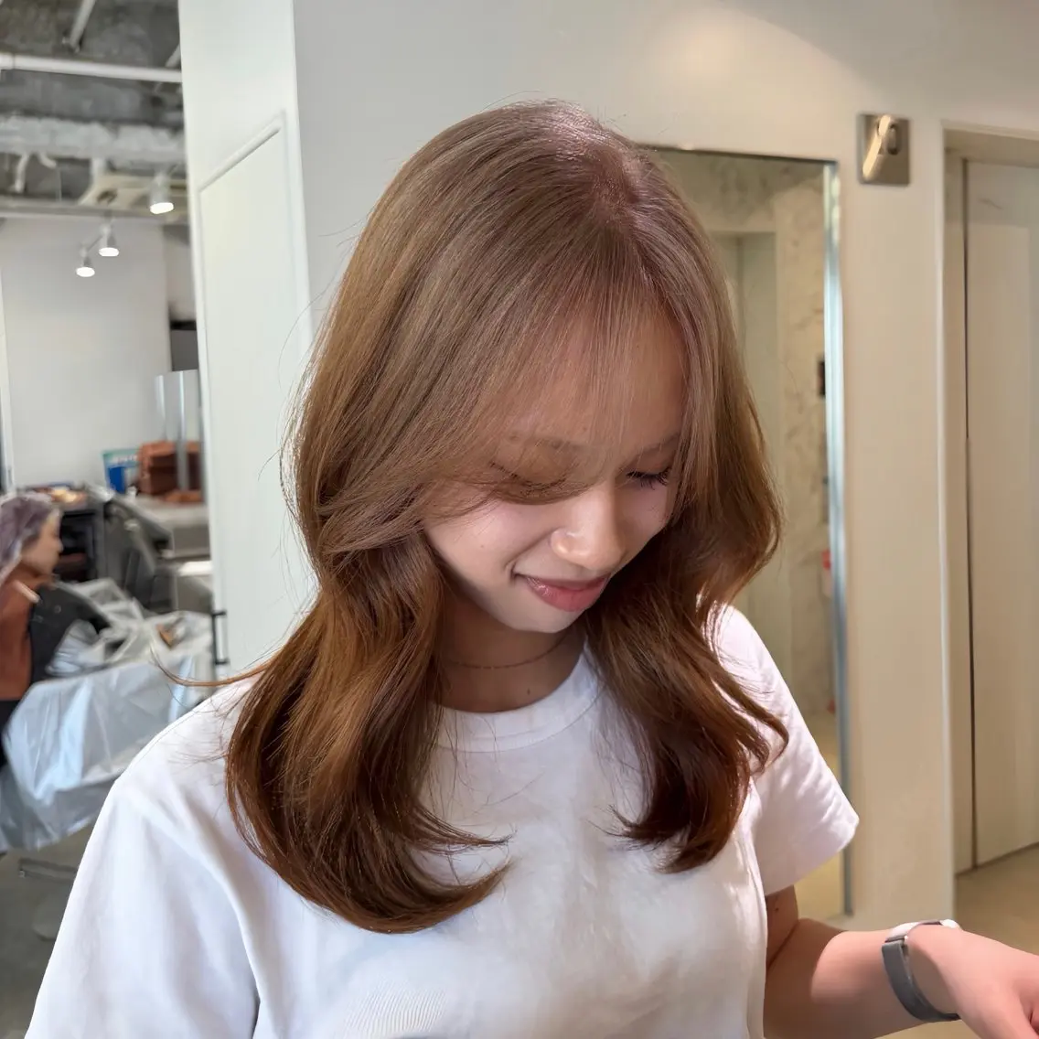 カラー ブリーチ デザインカラー カット ヘアカラー トリートメント EIGHT 樹梨 /韓国ヘア🇰🇷のヘアスタイル
