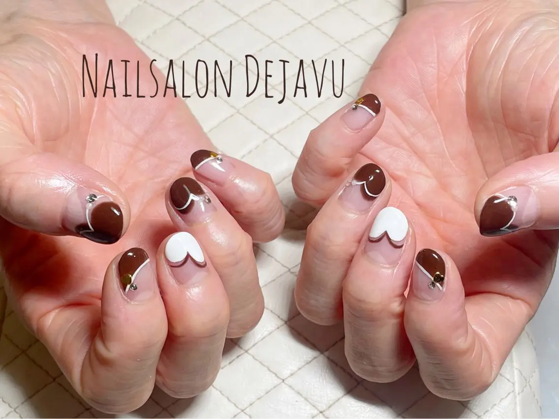 ネイル バレンタイン ハンドネイル Nail salon Dejavu 🌿のネイルデザイン