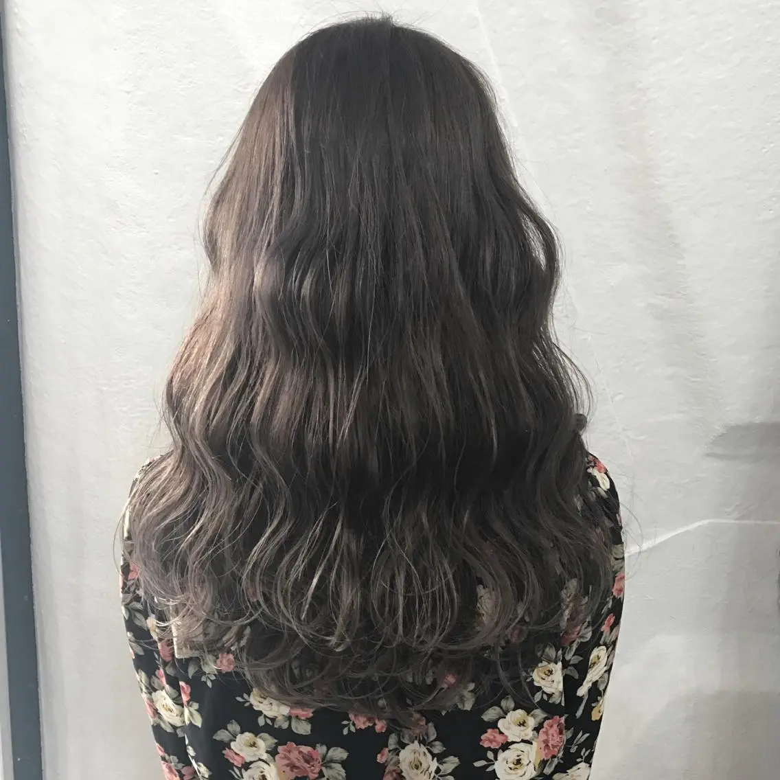 カラー グレージュ ハイライトカラー ラベンダーカラー ラベンダーグレージュ ラベンダーグレー K-POP好き美容師 🇰🇷Kai.Yのヘアスタイル