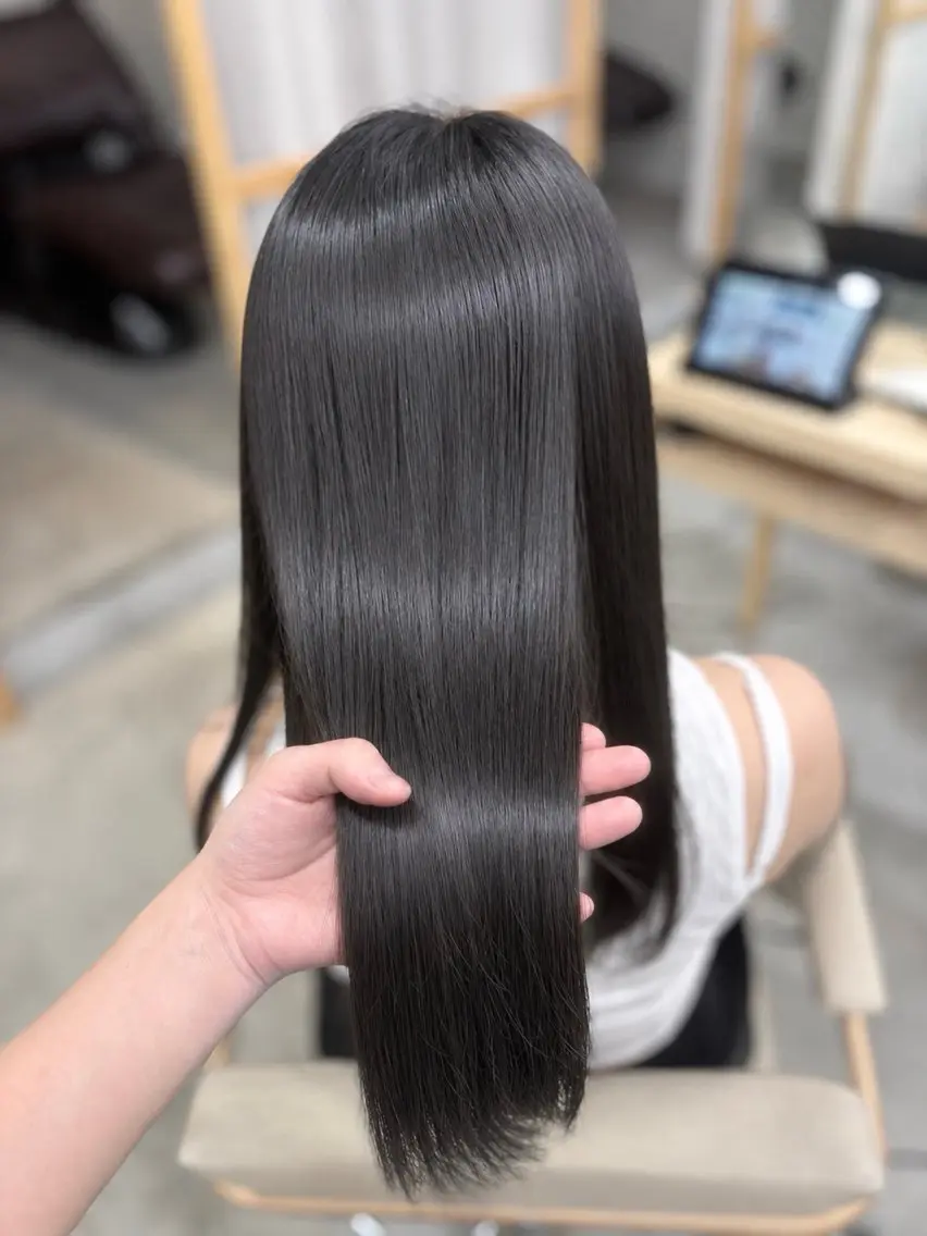 ロング カラー ヘアカラー kira 🫧のヘアスタイル