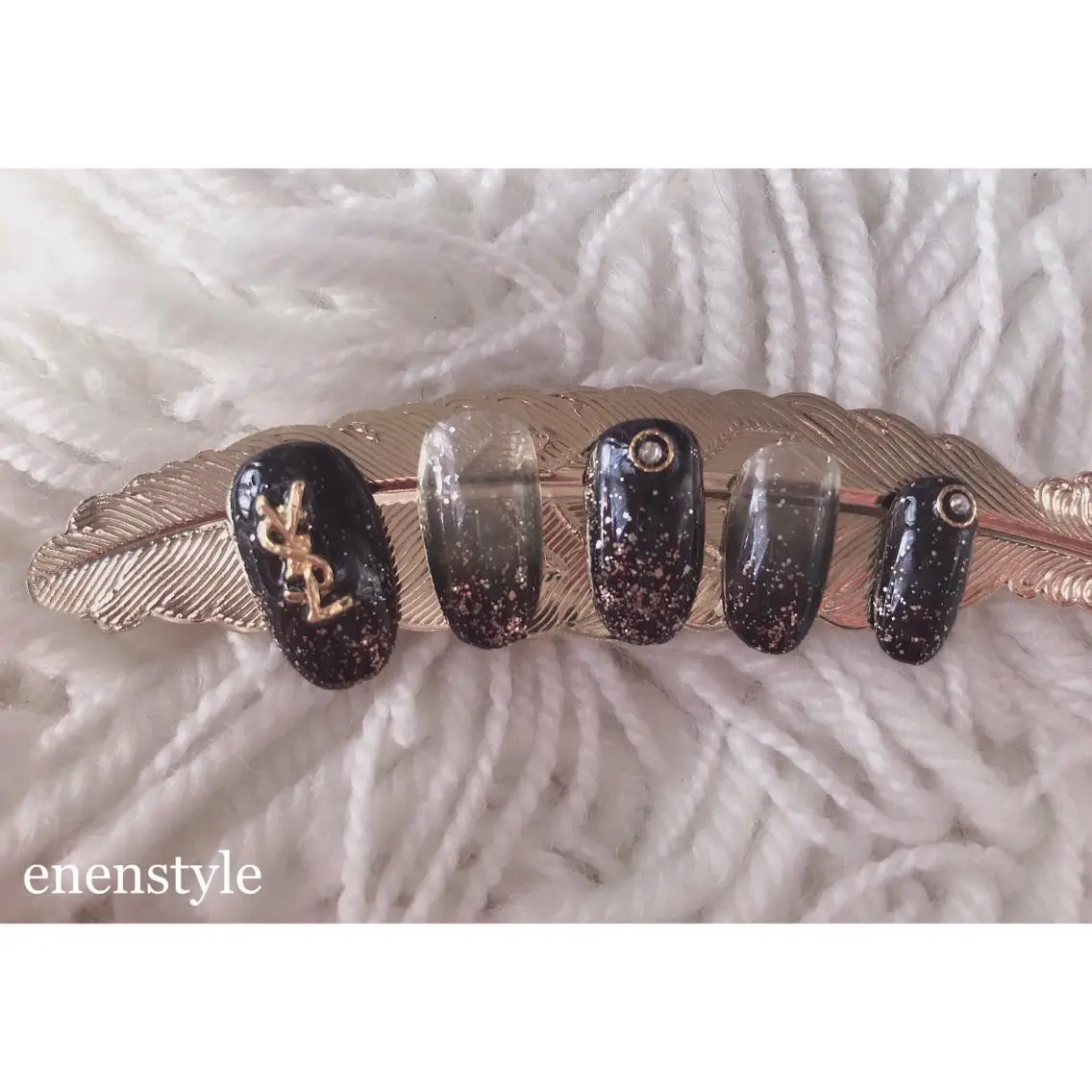 ショート ネイル グラデーション ラメ(グリッター) ハンドネイル 🐾enen style 🐾のネイルデザイン