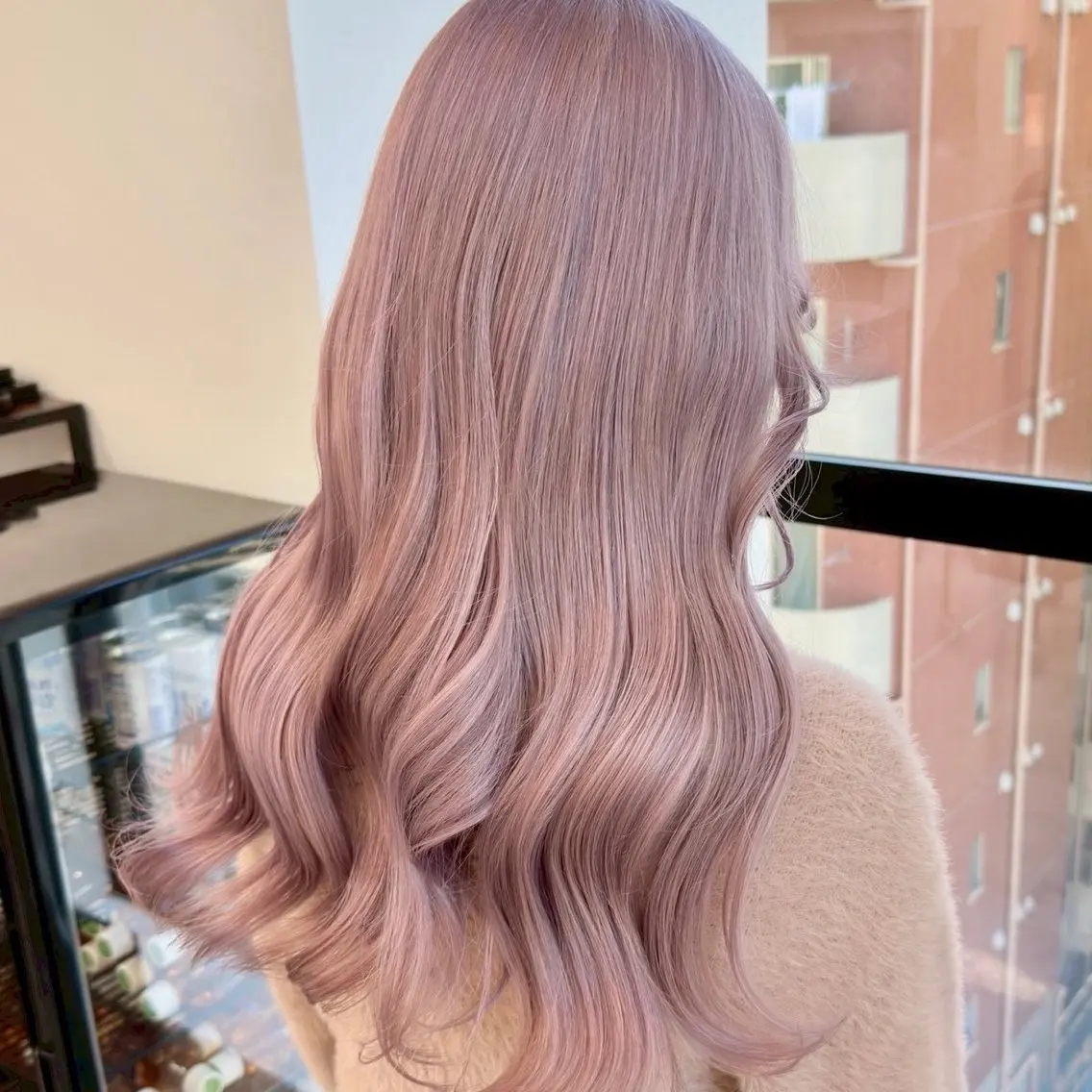 ロング カラー ブリーチ ヘアカラー トリートメント ✨ブリーチカラー× 艶髪SUZU🛼🫧のヘアスタイル