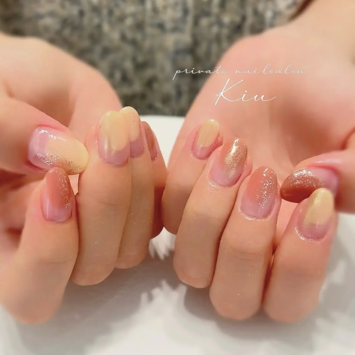 ネイル ジェルネイル ラメ(グリッター) ミラーネイル ニュアンスネイル オフィスネイル ハンドネイル kiu nailsalonのネイルデザイン