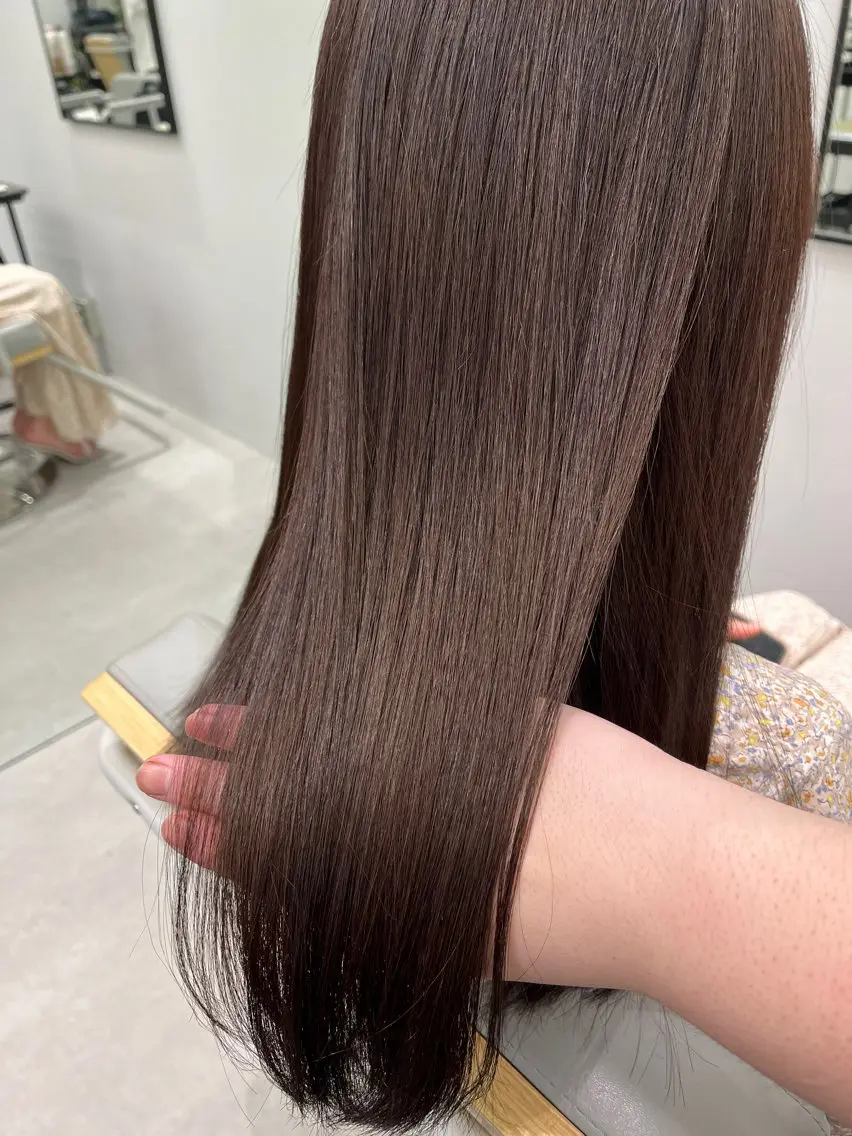 セミロング カラー 菅 樹希弥のヘアスタイル
